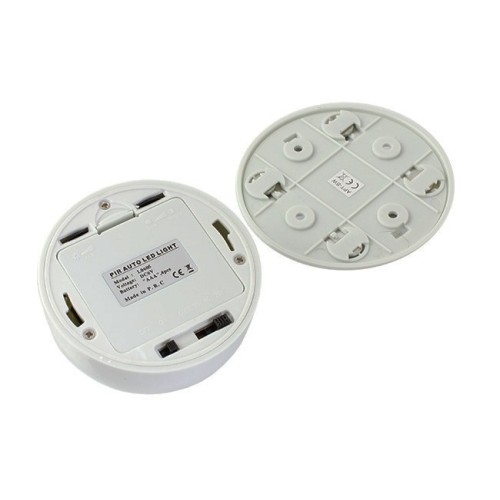 LED LEMPA SU JUDESIO JUTIKLIU LED LEMPA SU JUDESIO JUTIKLIU