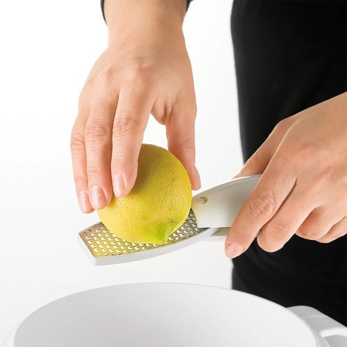 CITRUSINIŲ VAISIŲ SULČIASPAUDĖ SU TARKA CITRUSINIŲ VAISIŲ SULČIASPAUDĖ SU TARKA