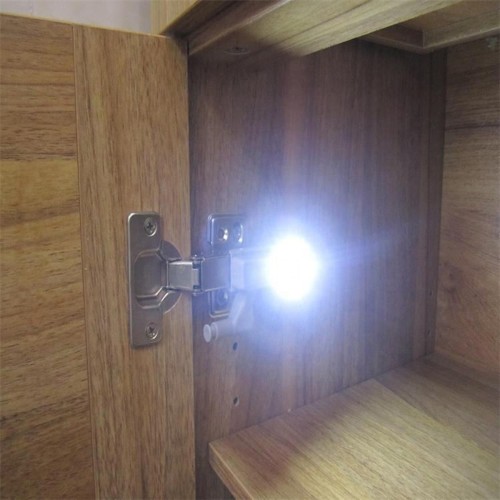 LED VIRTUVĖS VYRIAMS, 10 VNT. LED VIRTUVĖS VYRIAMS, 10 VNT.