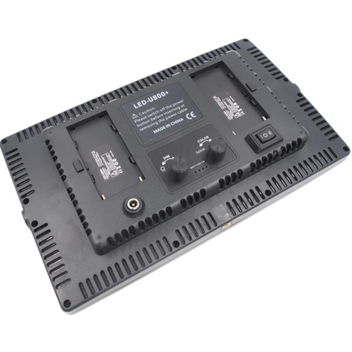 LED PANELINĖ LEMPA SU TRIKOJU 800 PRO KIT LED PANELINĖ LEMPA SU TRIKOJU 800 PRO KIT