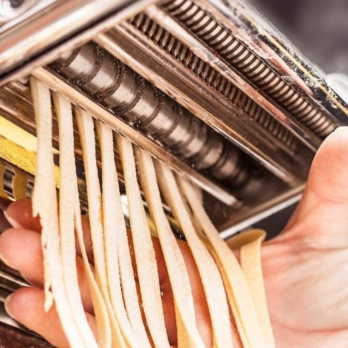 RANKINĖ MAKARONŲ GAMINIMO MAŠINA RANKINĖ MAKARONŲ GAMINIMO MAŠINA