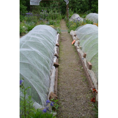 AGROPLĖVELĖ 1,6 X 10 M PAVASARINĖ BALTA 17 G/M² AGROPLĖVELĖ 1,6 X 10 M PAVASARINĖ BALTA 17 G/M²